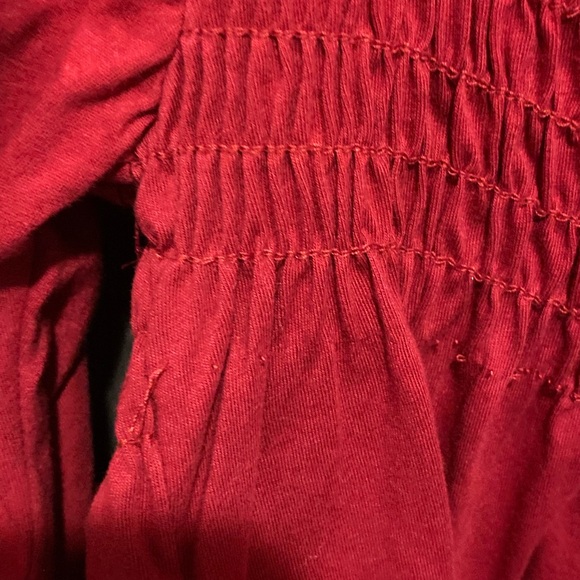 Red Peace On Earth off the shoulder top. Size XL. - Picture 2 of 4